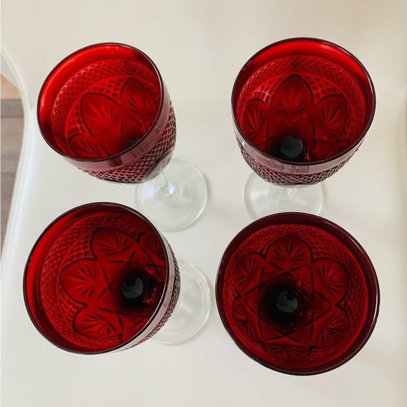 Ruby red glasses of 4 - Picture 6 of 10